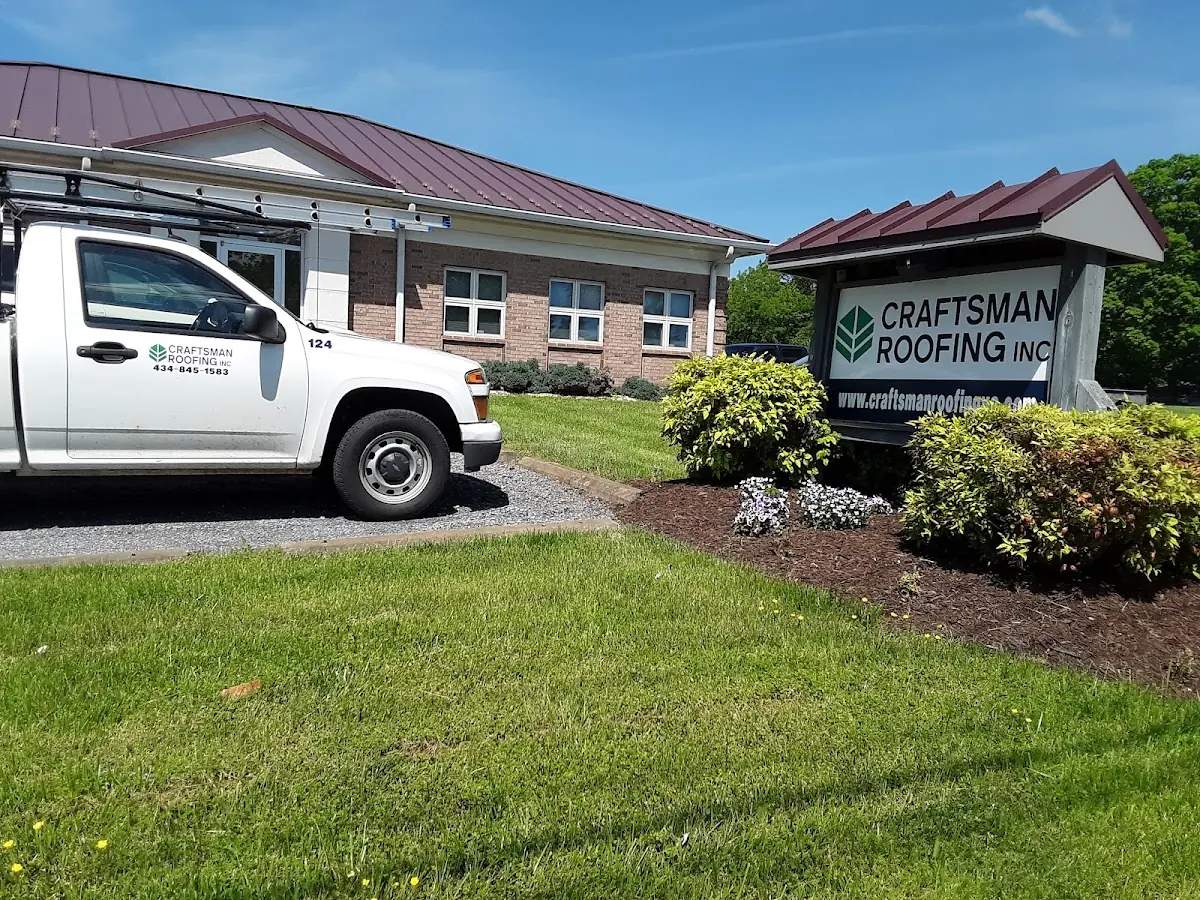 Quality Roof Replacement by experienced craftsmen in University